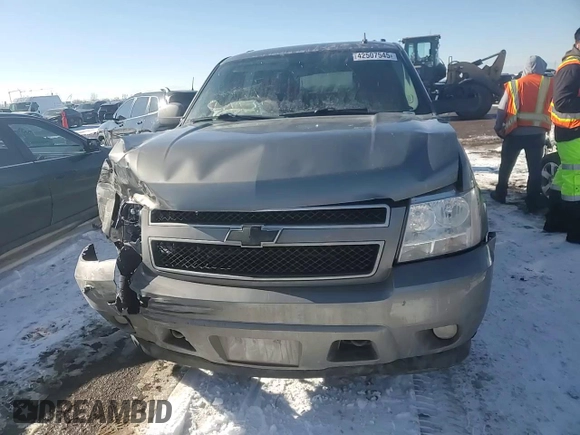2008 Chevrolet Suburban LTZ with VIN 1GNFK16388R253495, listed as a Copart auction lot 42507545 with 238,758 mi miles and Salvage Title. Bid and sale history available at carsss.com. Image 11.