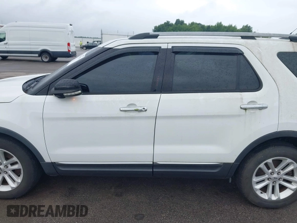 2014 Ford Explorer XLT with VIN 1FM5K7D87EGB17254, listed as a IAAI auction lot 42770996 with 115,878 mi miles and . Bid and sale history available at DreamBid. Image 14.