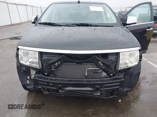 2010 Lincoln MKX with VIN 2LMDJ6JC3ABJ21373, listed as a IAAI auction lot 41843187 with 153,958 mi miles. Bid and sale history available at carsss.com. Image 6.