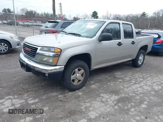 2006 GMC Canyon SLE1 with VIN 1GTDT136568152929, listed as a IAAI auction lot 41299096 with 233,704 mi miles. Bid and sale history available at carsss.com. Image 2.