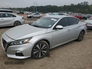 2022 Nissan Altima 2.5 SV with VIN 1N4BL4DV3NN371120, listed as a Copart auction lot 50398535 with 35,906 mi miles and Salvage Title. Bid and sale history available at carsss.com. Image 1.