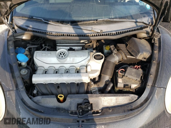 2010 Volkswagen Beetle z VIN 3VWPG3AG3AM036686, wystawiony jako Copart lot #59277385 z przebiegiem 169 866 mil mil oraz Szkoda całkowita • Salvage title. Historia ofert i sprzedaży dostępna na DreamBid. Obrazek 11.