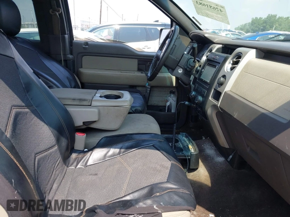 2009 Ford F-150 XL z VIN 1FTPX14V39FB15160, wystawiony jako IAAI lot #42681683 z przebiegiem 342 374 mil mil oraz . Historia ofert i sprzedaży dostępna na DreamBid. Obrazek 5.