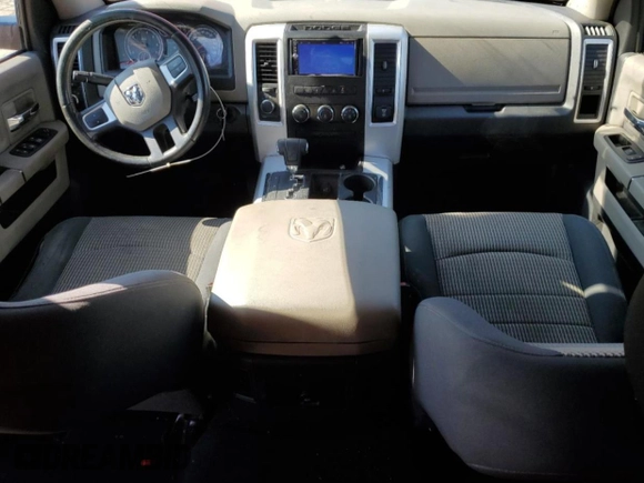 2010 Dodge 1500 SLT z VIN 1D7RV1CP8AS170464, wystawiony jako Copart lot #55245485 z przebiegiem 346 493 mil mil oraz Szkoda całkowita • Salvage title. Historia ofert i sprzedaży dostępna na DreamBid. Obrazek 8.