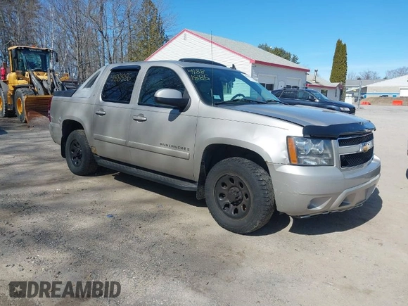 2007 Chevrolet Avalanche LTZ z VIN 3GNFK12357G123484, wystawiony jako IAAI lot #41881886 z przebiegiem 181 223 mil mil oraz . Historia ofert i sprzedaży dostępna na DreamBid. Obrazek 1.