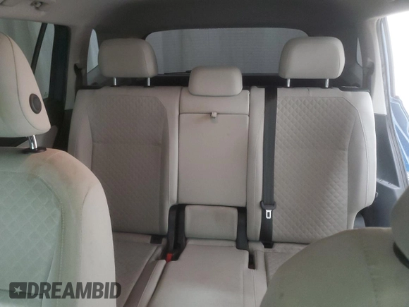 2020 Volkswagen Tiguan S с VIN 3VV1B7AX1LM142203, выставлен на аукционе Copart как лот 58176815 с пробегом 159 380 миль миль и Чистый • Clean title. История ставок и продаж доступна на DreamBid. Изображение 10.