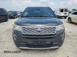 2017 Ford Explorer Platinum с VIN 1FM5K8HT8HGC20790, выставлен на аукционе Copart как лот 55330035 с пробегом 131 810 миль миль и Чистый • Clean title. История ставок и продаж доступна на DreamBid. Изображение 5.