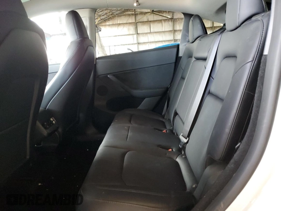 2024 Tesla Model Y Long Range with VIN 7SAYGDEE1RF165311, listed as a Copart auction lot 51711665 with 15,190 mi miles and Salvage Title. Bid and sale history available at DreamBid. Image 10.