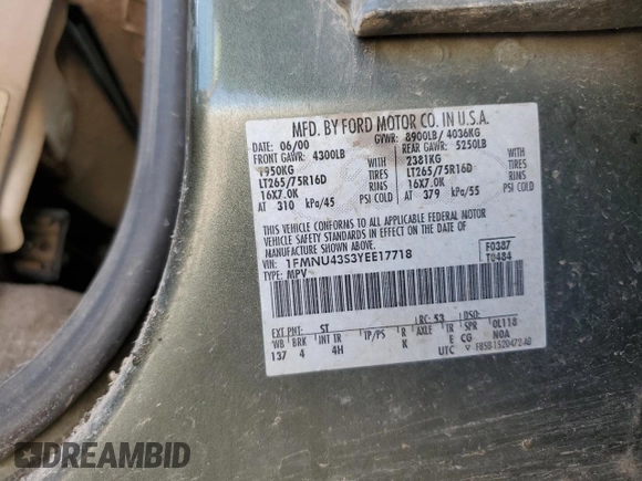 2000 Ford Excursion Limited с VIN 1FMNU43S3YEE17718, выставлен на аукционе Copart как лот 56458175 с пробегом 207 715 миль миль и Списание • Salvage title. История ставок и продаж доступна на DreamBid. Изображение 13.