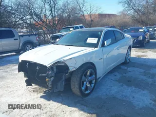 2013 Dodge Charger RT with VIN 2C3CDXCT6DH682260, listed as a IAAI auction lot 41416907 with 110,056 mi miles. Bid and sale history available at carsss.com. Image 2.
