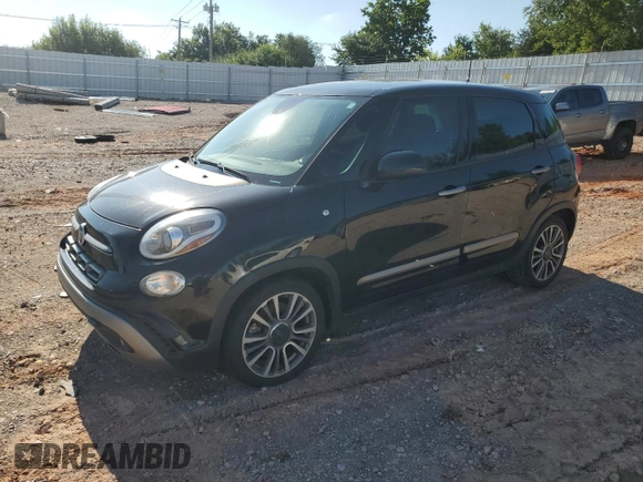 2018 FIAT 500L Trekking with VIN ZFBCFADH1JZ040945, listed as a Copart auction lot 62472054 with 90,021 mi miles and Salvage Title. Bid and sale history available at carsss.com. Image 1.