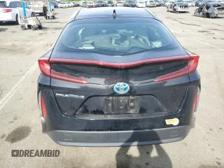 2020 Toyota Prius Prime LE with VIN JTDKARFP4L3144801, listed as a Copart auction lot 52203145 with 27,469 mi miles and Salvage Title. Bid and sale history available at carsss.com. Image 6.