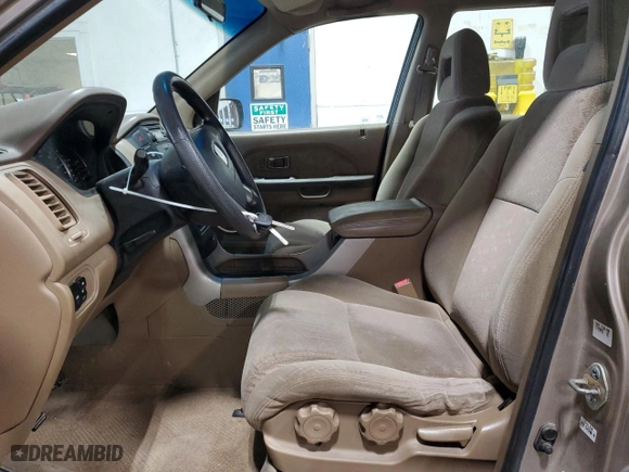 2004 Honda Pilot LX with VIN 2HKYF18174H580649, listed as a Copart auction lot 46613015 with 197,900 mi miles and Clean Title. Bid and sale history available at carsss.com. Image 7.