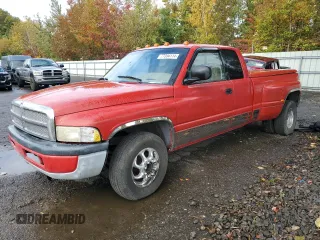 1998 Dodge 3500 with VIN 1B7MC33D2WJ134262, listed as a Copart auction lot 77394114 with 178,056 mi miles and Salvage Title. Bid and sale history available at carsss.com. Image 1.
