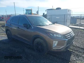 2020 Mitsubishi Eclipse Cross LE z VIN JA4AT4AA1LZ018334, wystawiony jako IAAI lot #41874235 z przebiegiem 80 008 mil mil oraz . Historia ofert i sprzedaży dostępna na DreamBid. Obrazek 1.