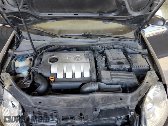 2005 Volkswagen Jetta with VIN 3VWST71KX5M634698, listed as a Copart auction lot 74568524 with 352,048 mi miles and Salvage title. Bid and sale history available at DreamBid. Image 11.