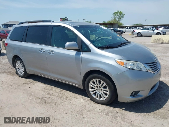 2017 Toyota Sienna XLE Auto Access Seat with VIN 5TDYZ3DC6HS877339, listed as a IAAI auction lot 42028507 with 146,437 mi miles and . Bid and sale history available at DreamBid. Image 1.