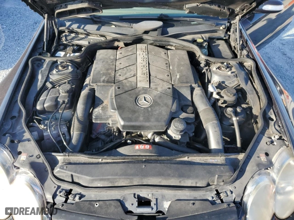 2005 Mercedes-Benz SL-Class 5.0L with VIN WDBSK75F45F101957, listed as a Copart auction lot 45028635 with 230,649 mi miles and Clean Title. Bid and sale history available at carsss.com. Image 11.