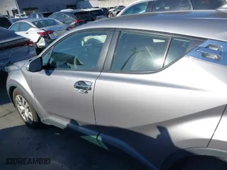 2019 Toyota C-HR XLE with VIN JTNKHMBX2K1028748, listed as a IAAI auction lot 41773378 with 47,686 mi miles. Bid and sale history available at carsss.com. Image 15.