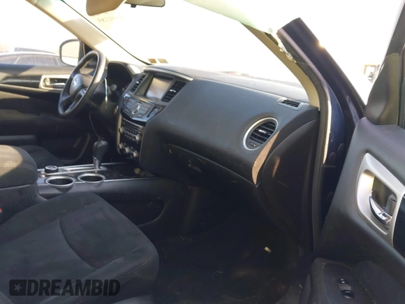 2014 Nissan Pathfinder SV with VIN 5N1AR2MM3EC674423, listed as a IAAI auction lot 41801189 with 184,156 mi miles. Bid and sale history available at carsss.com. Image 5.