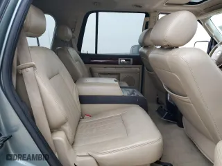 2005 Lincoln Navigator Luxury with VIN 5LMFU28535LJ11117, listed as a Copart auction lot 82929704 with 125,176 mi miles and Salvage Title. Bid and sale history available at carsss.com. Image 11.