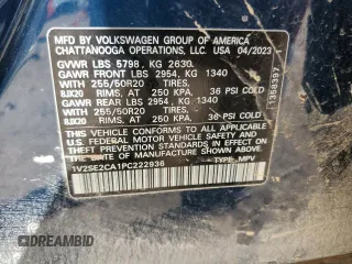 2023 Volkswagen Atlas SEL z VIN 1V2SE2CA1PC222936, wystawiony jako Copart lot #48410245 z przebiegiem 31 223 mil mil oraz Szkoda całkowita • Salvage title. Historia ofert i sprzedaży dostępna na DreamBid. Obrazek 14.
