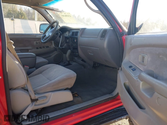2001 Toyota Tacoma PreRunner with VIN 5TEGN92NX1Z828362, listed as a IAAI auction lot 41690305 with 158,132 mi miles and . Bid and sale history available at DreamBid. Image 5.
