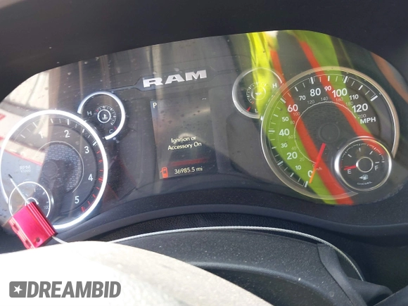 2024 Ram 2500 Big Horn z VIN 3C6UR5DL3RG153710, wystawiony jako IAAI lot #41858085 z przebiegiem 36 985 mil mil oraz . Historia ofert i sprzedaży dostępna na DreamBid. Obrazek 7.