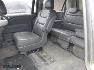 2005 Honda Odyssey EX-L with VIN 5FNRL38745B035909, listed as a IAAI auction lot 41717426 with 292,297 mi miles. Bid and sale history available at carsss.com. Image 8.