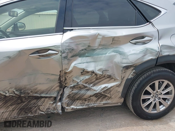 2020 Lexus NX 300 z VIN JTJDARBZ9L5002011, wystawiony jako IAAI lot #42291534 z przebiegiem 43 432 mil mil oraz . Historia ofert i sprzedaży dostępna na DreamBid. Obrazek 6.
