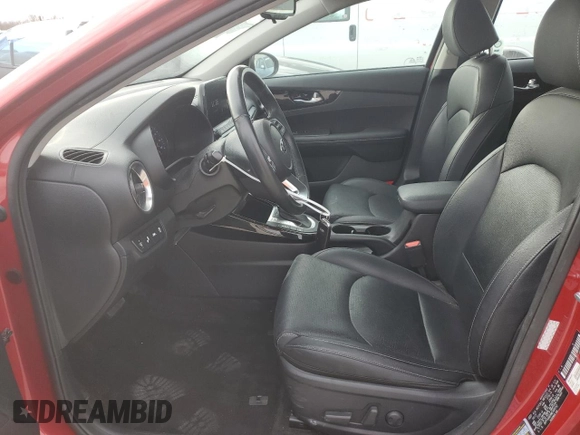 2021 Kia Forte EX with VIN 3KPF54ADXME349152, listed as a Copart auction lot 84282214 with 56,073 mi miles and Salvage Title. Bid and sale history available at DreamBid. Image 7.