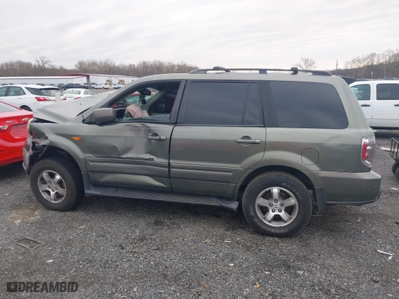 2008 Honda Pilot EX-L with VIN 5FNYF18748B016207, listed as a IAAI auction lot 41099785 with 152,757 mi miles. Bid and sale history available at carsss.com. Image 13.