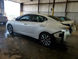 2024 Nissan Sentra SV z VIN 3N1AB8CV0RY273644, wystawiony jako Copart lot #56705495 z przebiegiem 10 581 mil mil oraz Szkoda całkowita • Salvage title. Historia ofert i sprzedaży dostępna na DreamBid. Obrazek 2.