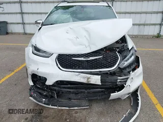 2021 Chrysler Pacifica Limited with VIN 2C4RC3GG8MR508358, listed as a IAAI auction lot 42470026 with 94,040 mi miles and . Bid and sale history available at DreamBid. Image 6.