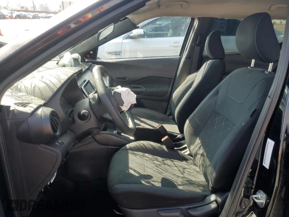 2019 Nissan Kicks S with VIN 3N1CP5CU3KL528984, listed as a Copart auction lot 47697585 with 61,289 mi miles and Salvage Title. Bid and sale history available at carsss.com. Image 7.