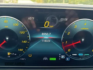 2021 Mercedes-Benz GLS 580 with VIN 4JGFF8GE6MA439997, listed as a Copart auction lot 73004294 with 118,324 mi miles and Clean Title. Bid and sale history available at DreamBid. Image 8.