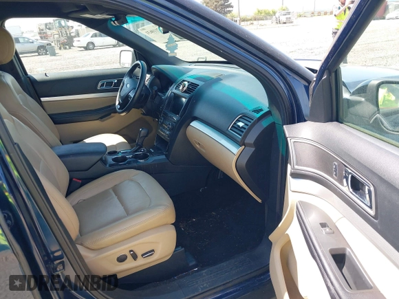 2017 Ford Explorer XLT with VIN 1FM5K7D81HGB46026, listed as a IAAI auction lot 42110631 with 78,213 mi miles and . Bid and sale history available at DreamBid. Image 5.