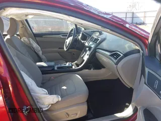 2019 Ford Fusion Hybrid SE with VIN 3FA6P0LU5KR189838, listed as a IAAI auction lot 41407401 with 134,834 mi miles. Bid and sale history available at carsss.com. Image 5.