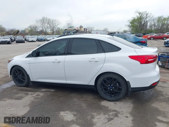 2016 Ford Focus SE with VIN 1FADP3F26GL262689, listed as a IAAI auction lot 41917883 with 178,371 mi miles. Bid and sale history available at carsss.com. Image 14.
