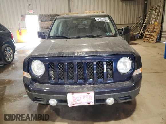 2011 Jeep Patriot Latitude with VIN 1J4NF1GB1BD219119, listed as a Copart auction lot 49386095 with 110,361 mi miles and Clean Title. Bid and sale history available at DreamBid. Image 5.