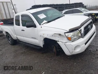 2011 Toyota Tacoma with VIN 5TFUU4EN9BX022381, listed as a IAAI auction lot 41863091 with 138,653 mi miles. Bid and sale history available at carsss.com. Image 1.