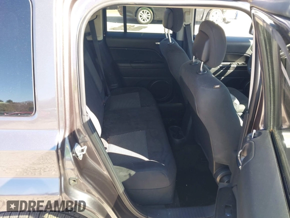 2015 Jeep Patriot Sport with VIN 1C4NJRBB6FD408803, listed as a IAAI auction lot 41808339 with 79,631 mi miles and . Bid and sale history available at carsss.com. Image 8.