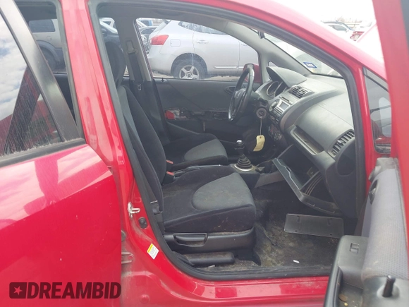 2007 Honda Fit Sport with VIN JHMGD37667S060148, listed as a IAAI auction lot 41220713 with 206,294 mi miles. Bid and sale history available at carsss.com. Image 5.