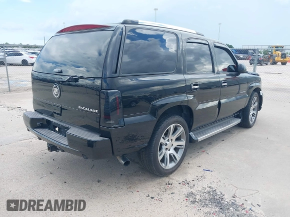 2006 Cadillac Escalade with VIN 1GYEC63NX6R148341, listed as a IAAI auction lot 42603913 with 219,673 mi miles and . Bid and sale history available at DreamBid. Image 4.