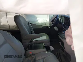 2017 Toyota Sienna XLE Auto Access Seat with VIN 5TDYZ3DC8HS766601, listed as a IAAI auction lot 41232878 with 133,861 mi miles. Bid and sale history available at carsss.com. Image 5.