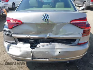 2017 Volkswagen Passat SE with VIN 1VWGT7A36HC084422, listed as a IAAI auction lot 42650872 with 135,203 mi miles and . Bid and sale history available at DreamBid. Image 6.