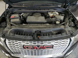 2021 GMC Yukon Denali with VIN 1GKS2DKLXMR272501, listed as a Copart auction lot 44504375 with 59,262 mi miles and Salvage Title. Bid and sale history available at carsss.com. Image 12.