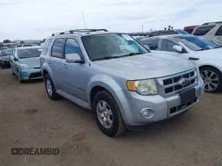 2009 Ford Escape Hybrid with VIN 1FMCU49319KA88009, listed as a IAAI auction lot 42065410 with 239,319 mi miles. Bid and sale history available at carsss.com. Image 1.