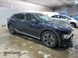 2022 Kia EV6 Light with VIN KNDC34LB8N5071384, listed as a Copart auction lot 88731405 with 15,528 mi miles and Salvage Title. Bid and sale history available at carsss.com. Image 4.