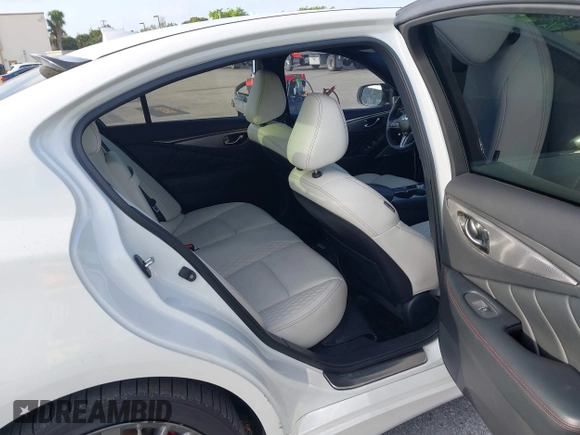 2020 Infiniti Q50 Red Sport 400 с VIN JN1FV7AP3LM630448, выставлен на аукционе IAAI как лот 41732776 с пробегом 35 161 миль миль и . История ставок и продаж доступна на DreamBid. Изображение 8.